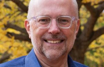 headshot of andrew melnyk